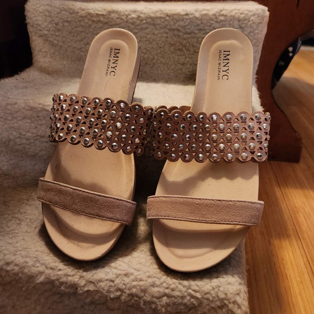 Sandals/Slides